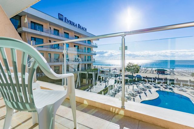 Evrika Beach Club Hotel - Urlaub